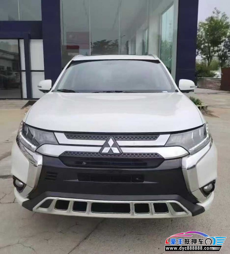 21年三菱欧蓝德轿车抵押车出售