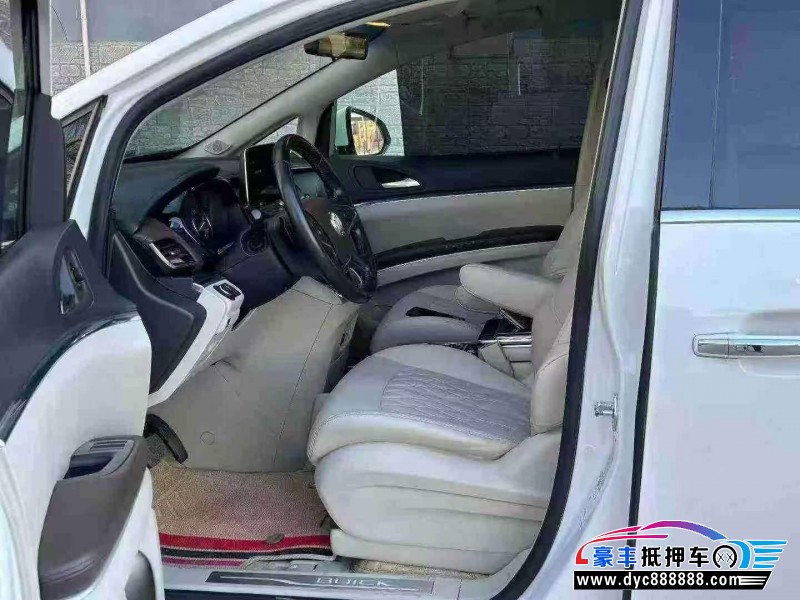 21年别克GL8轿车抵押车出售