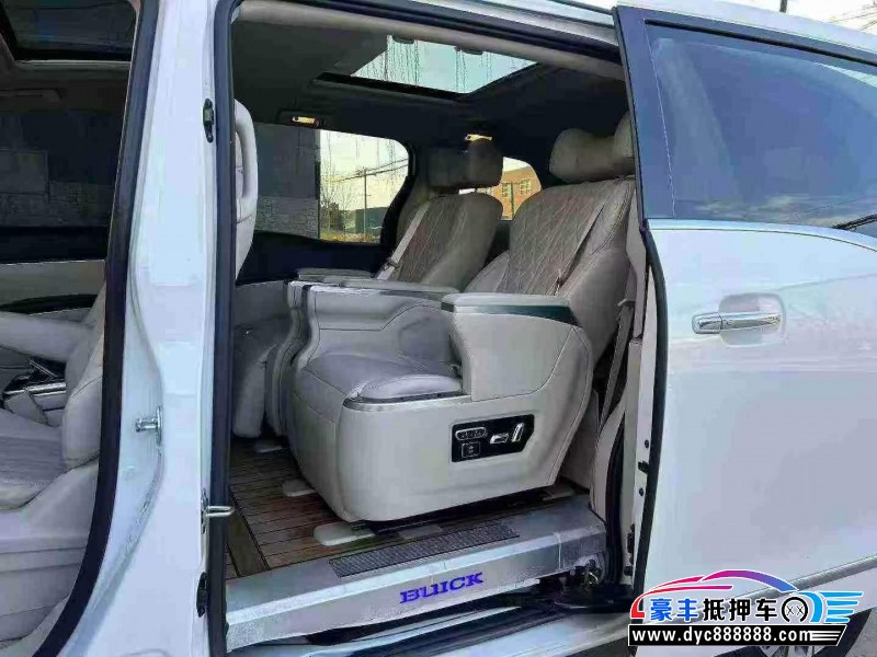 21年别克GL8轿车抵押车出售