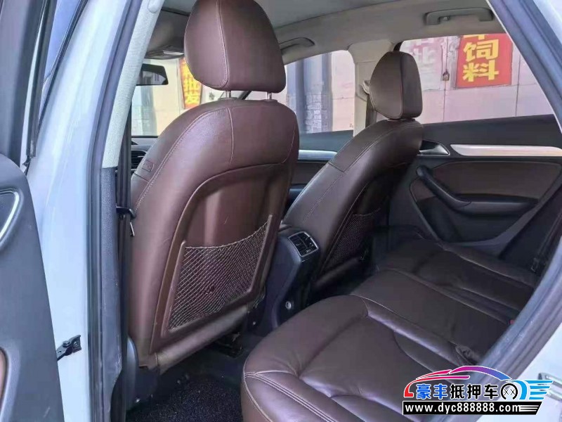 17年奥迪Q3轿车抵押车出售