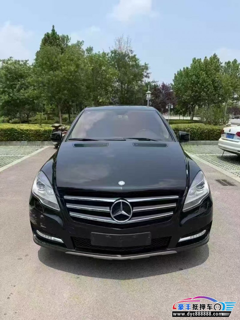 15年奔驰R轿车抵押车出售