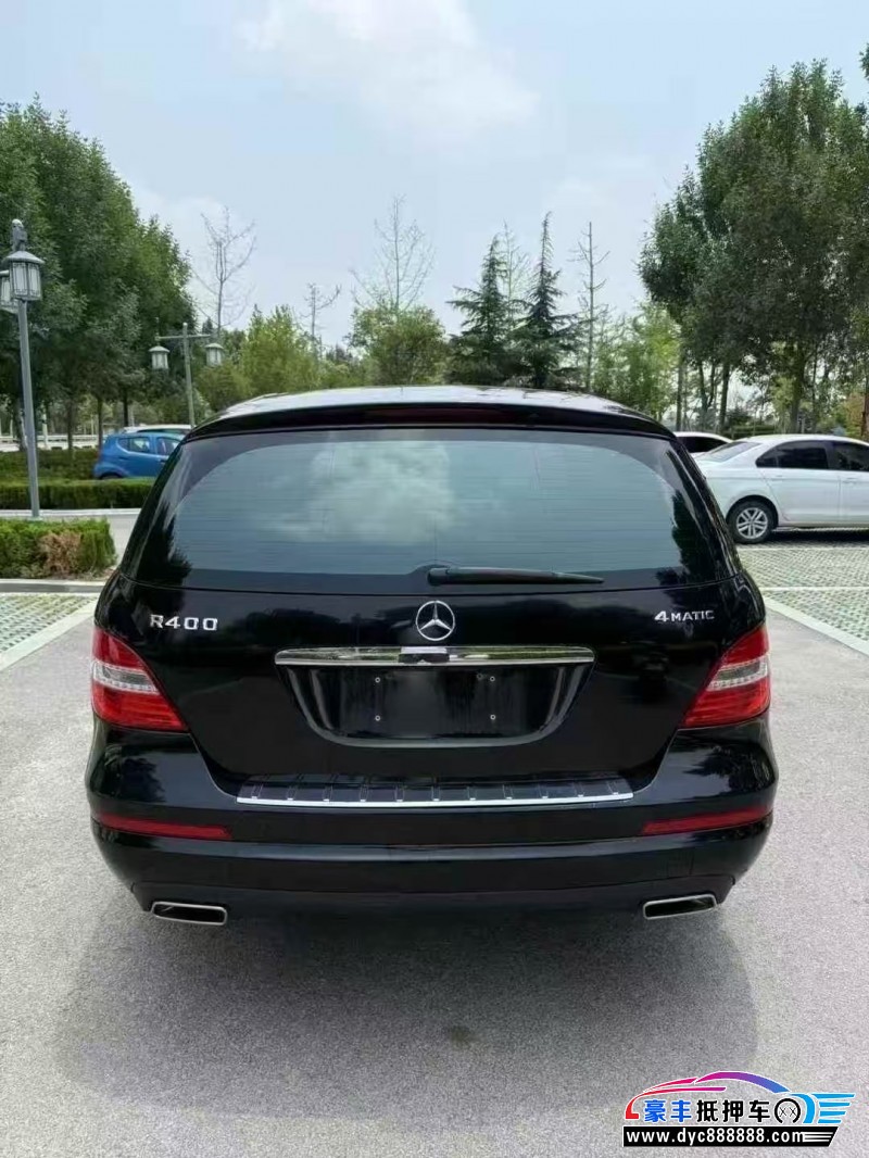 15年奔驰R轿车抵押车出售