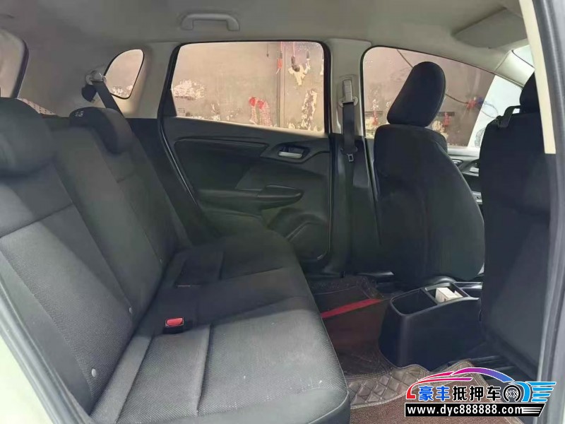 19年本田飞度轿车抵押车出售