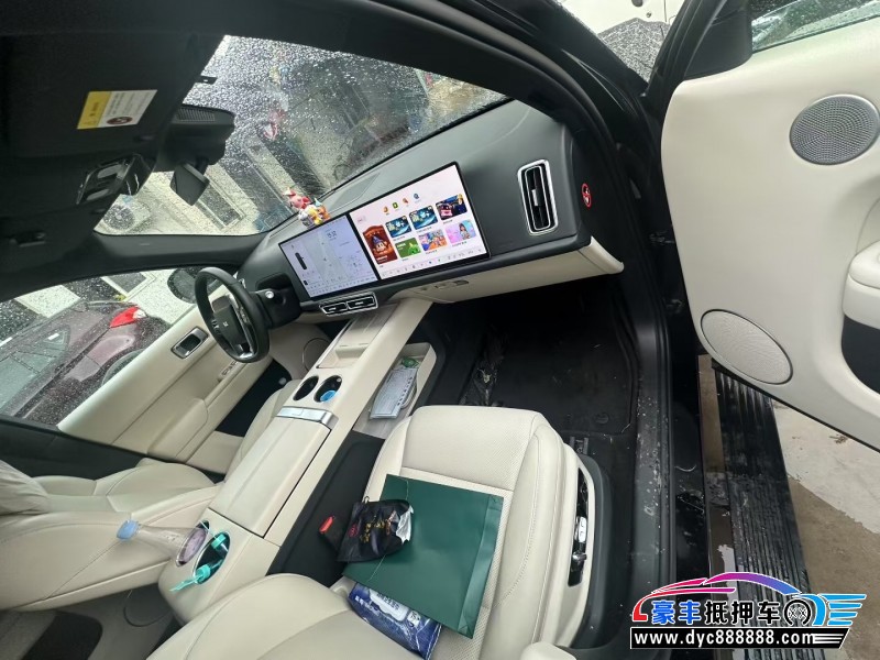 23年理想L9轿车抵押车出售