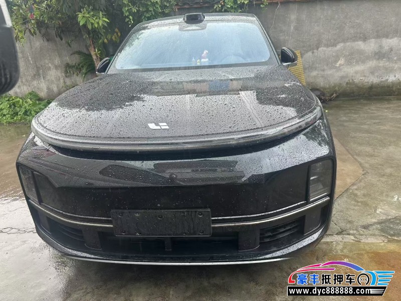 23年理想L9轿车抵押车出售