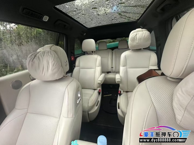 23年理想L9轿车抵押车出售