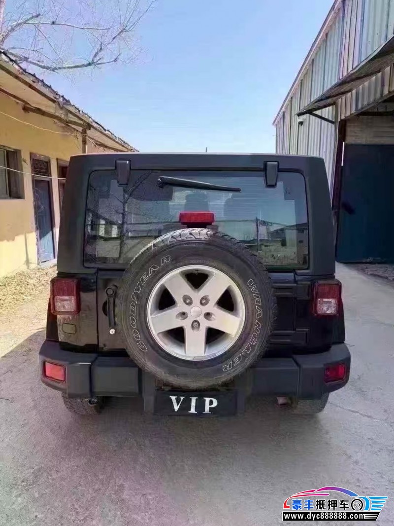 14年Jeep牧马人轿车抵押车出售