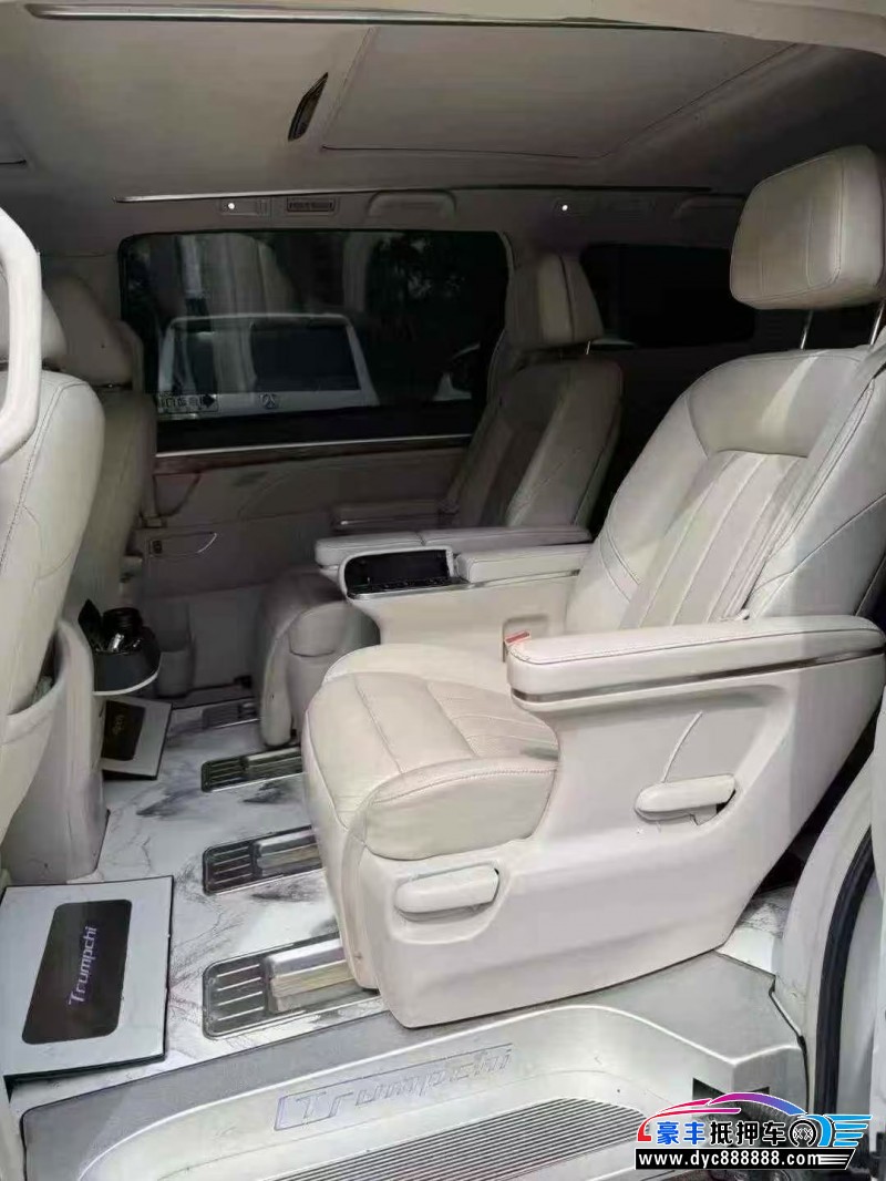 19年传祺GM8轿车抵押车出售