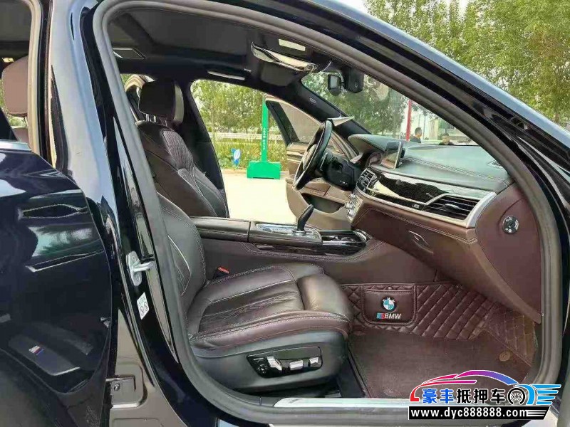 21年宝马7系轿车抵押车出售