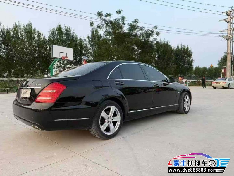 12年奔驰S轿车抵押车出售