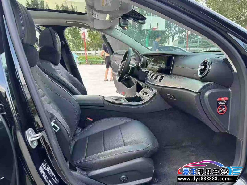 22年奔驰E轿车抵押车出售