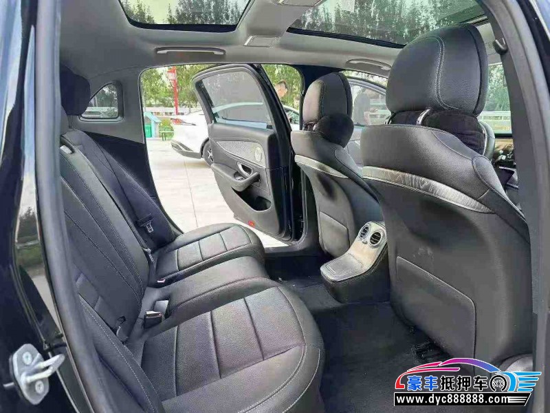 22年奔驰E轿车抵押车出售