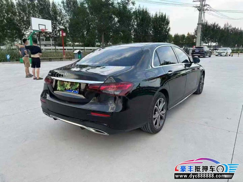 22年奔驰E轿车抵押车出售