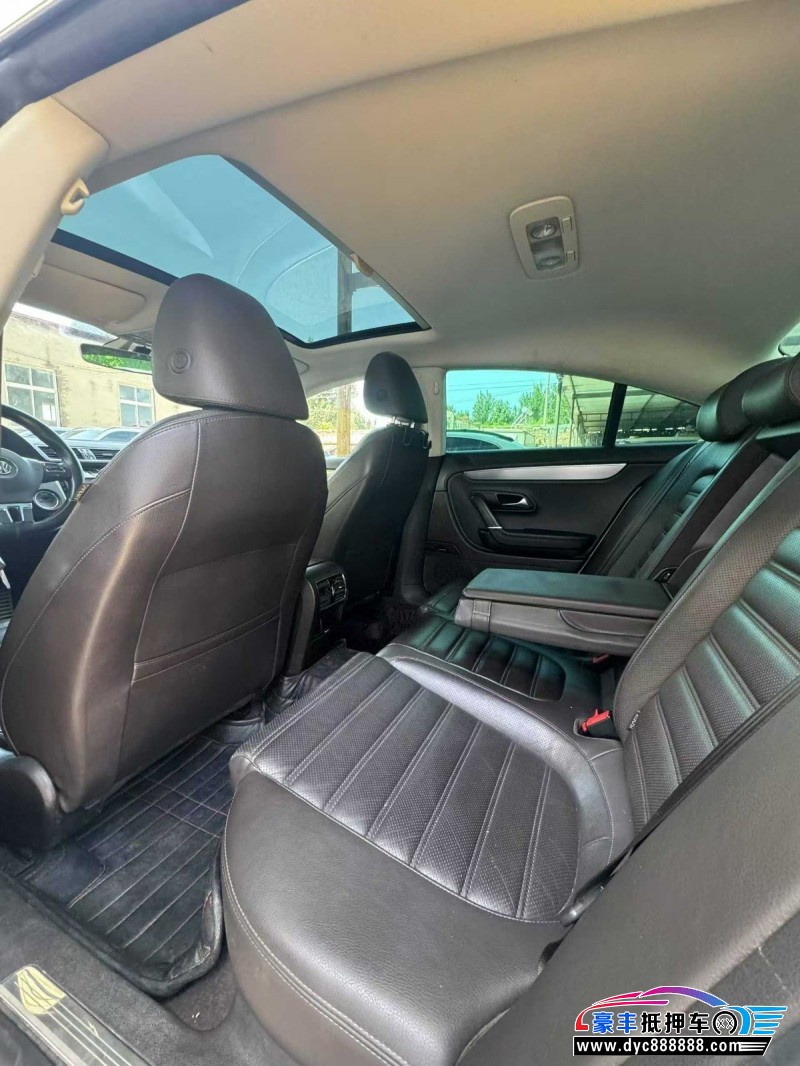 17年大众CC轿车抵押车出售