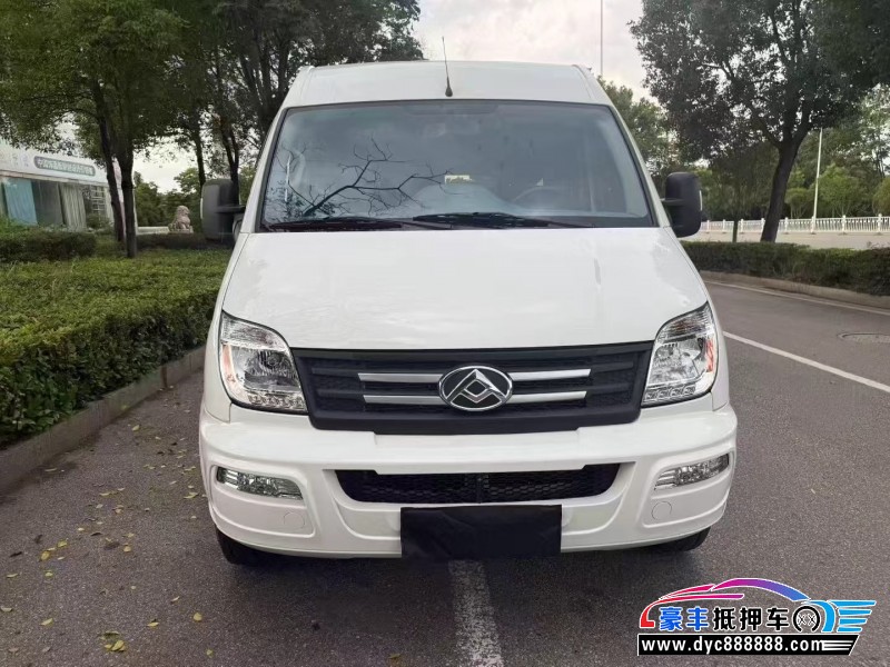 23年上汽大通V80轿车抵押车出售