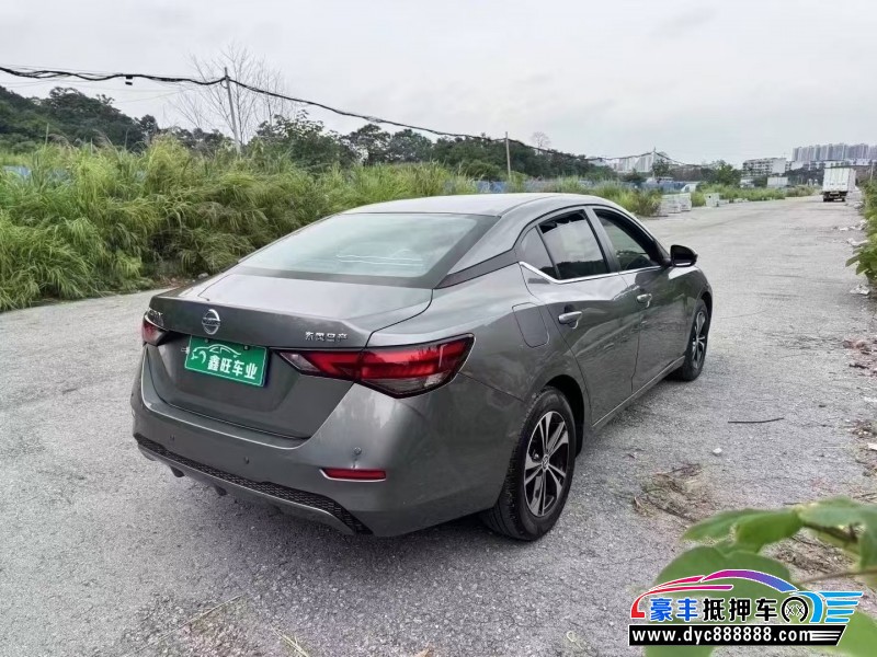 22年日产轩逸轿车抵押车出售