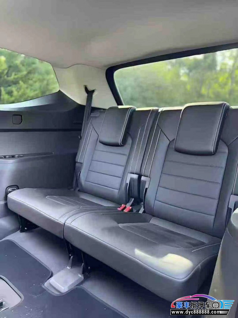 18年大众途昂轿车抵押车出售