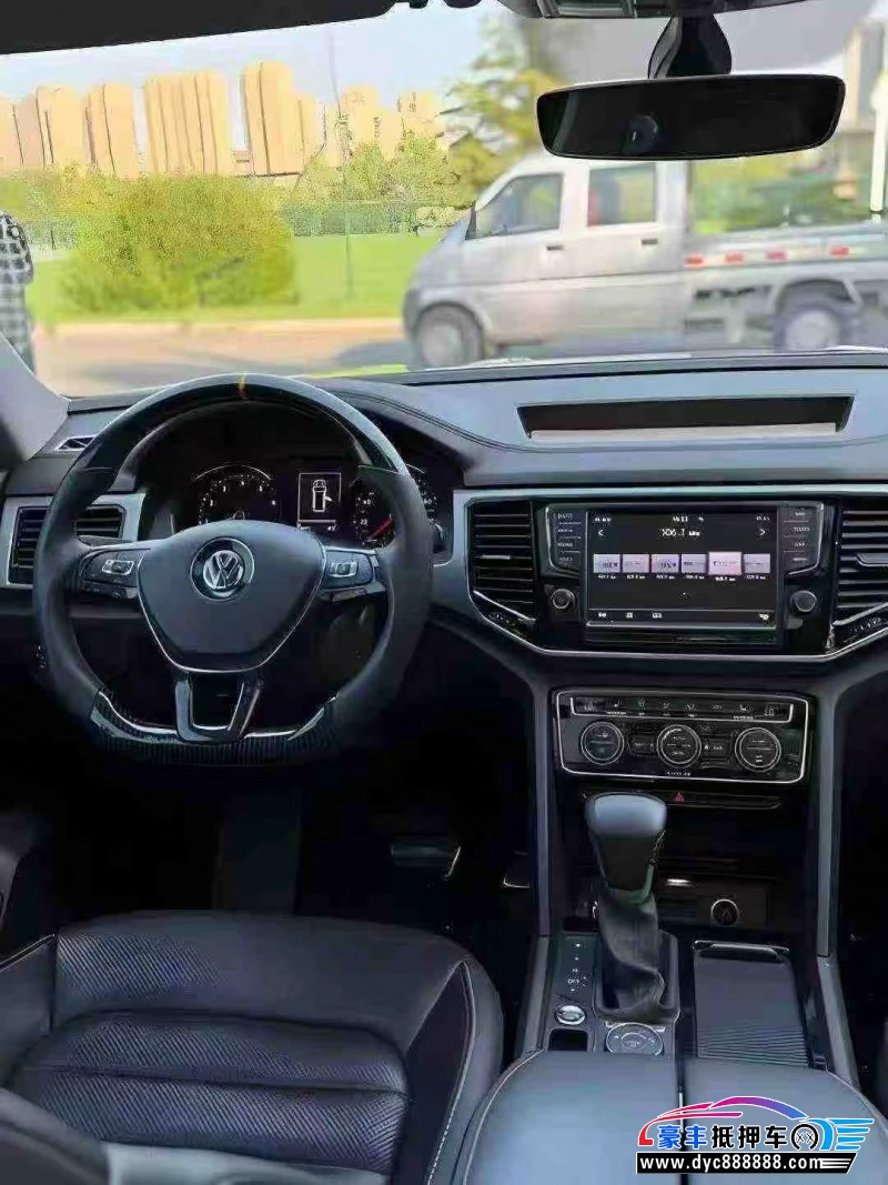 18年大众途昂轿车抵押车出售