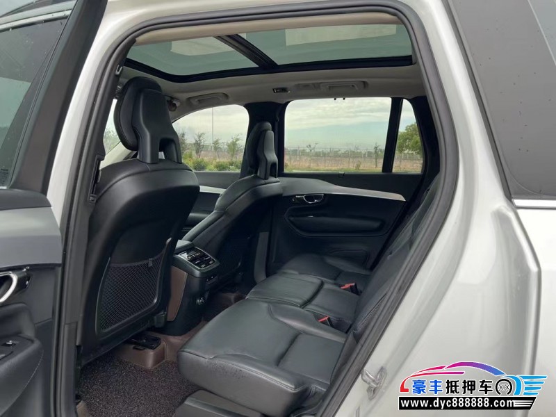 16年沃尔沃XC90轿车抵押车出售