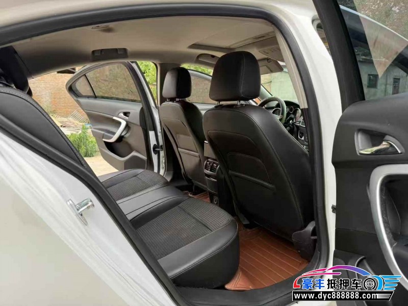 16年别克君威轿车抵押车出售