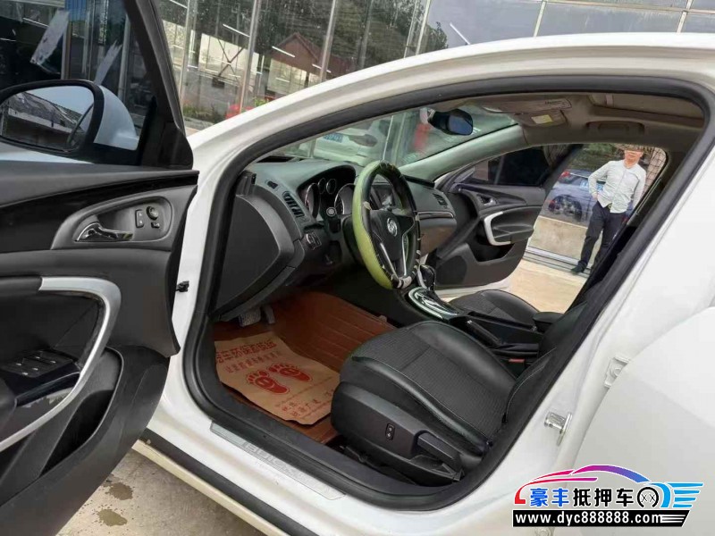 16年别克君威轿车抵押车出售