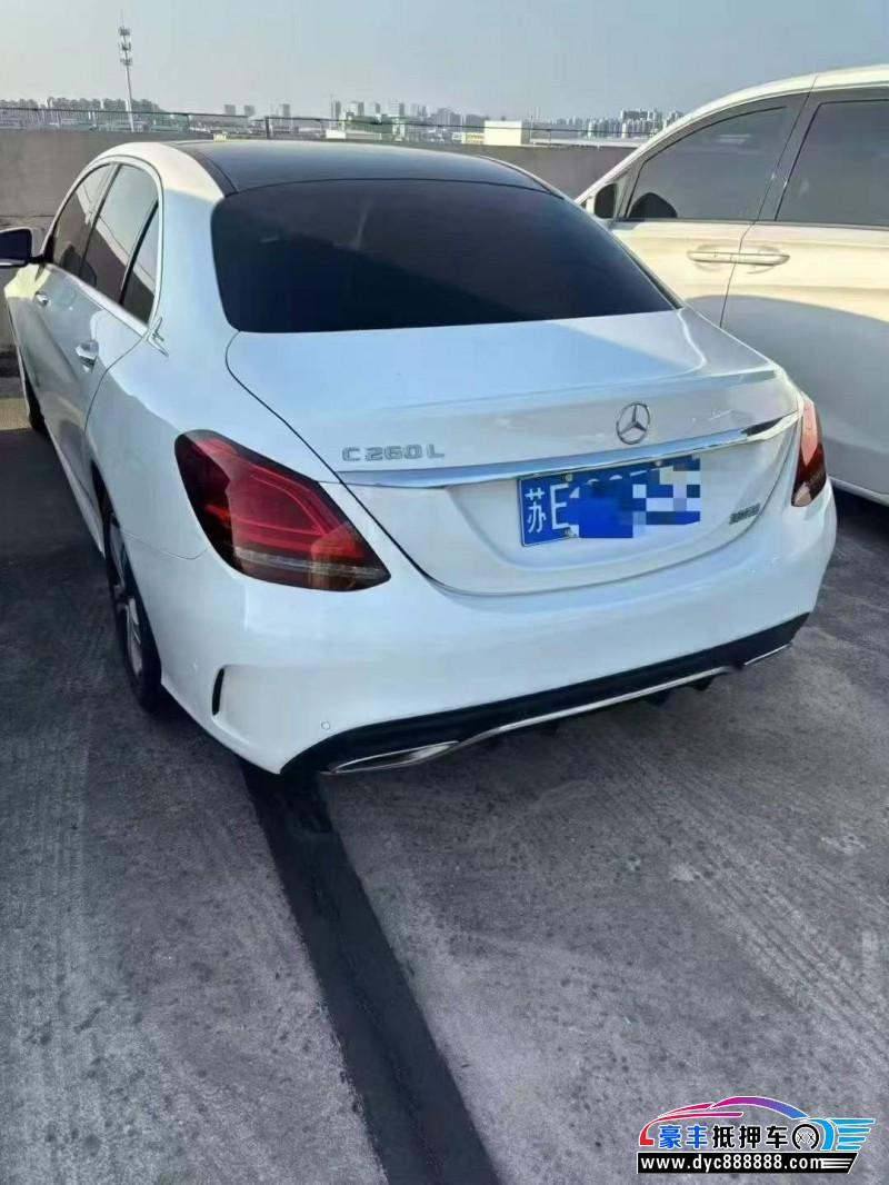 19年奔驰C轿车抵押车出售