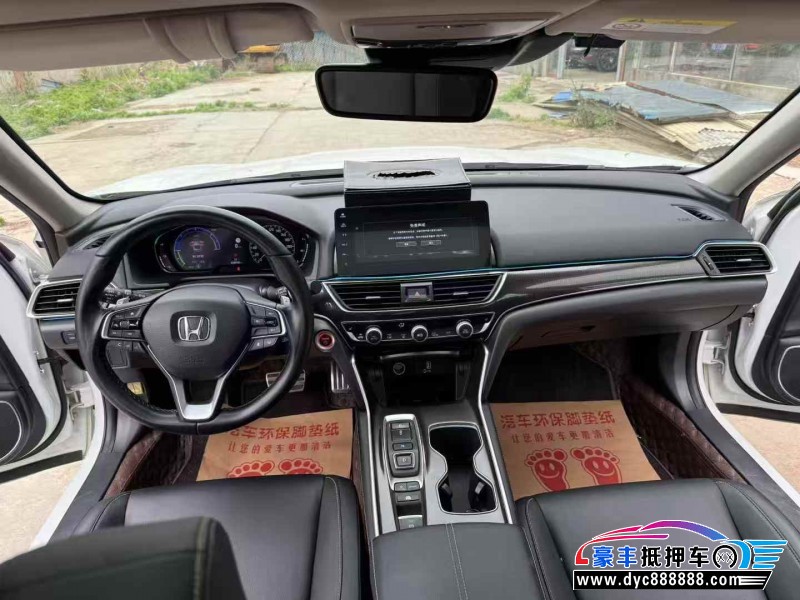 22年本田雅阁轿车抵押车出售