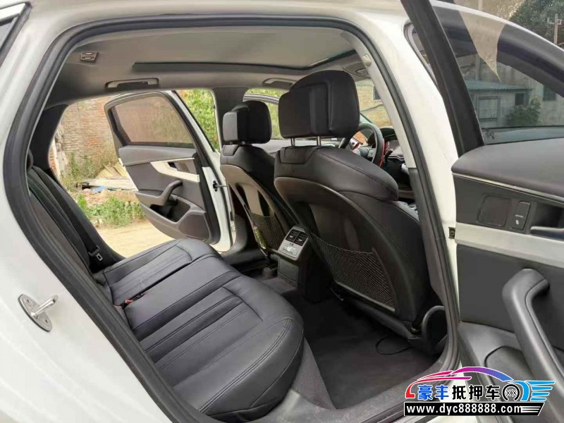 18年奥迪A4L轿车抵押车出售