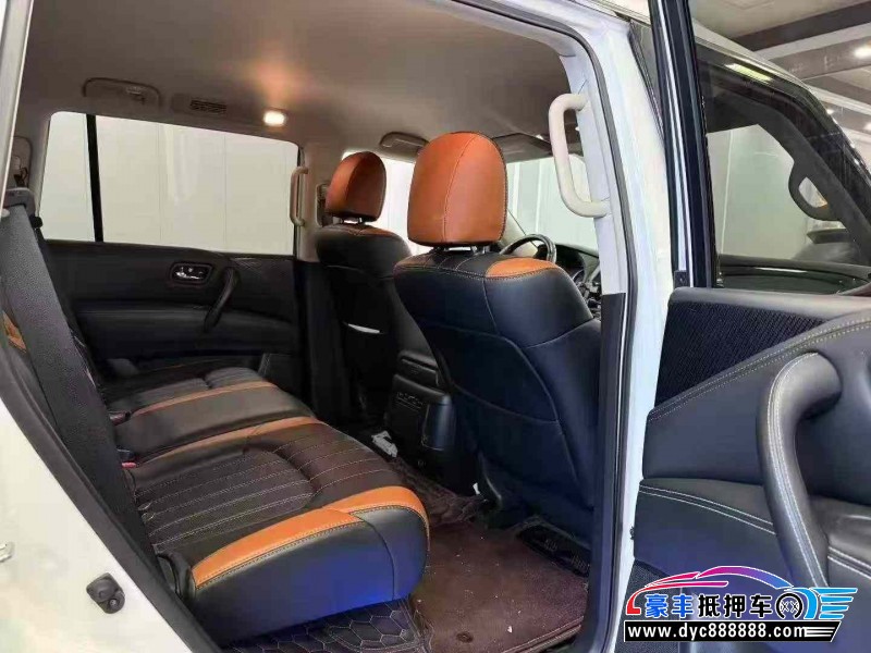 20年日产途乐轿车抵押车出售