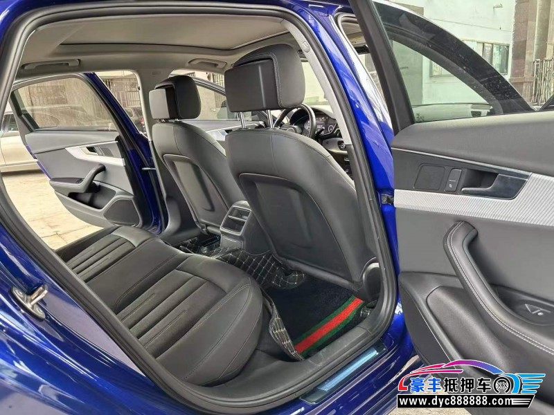 20年奥迪A4L轿车抵押车出售