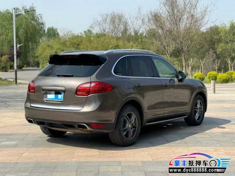 14年保时捷卡宴轿车抵押车出售