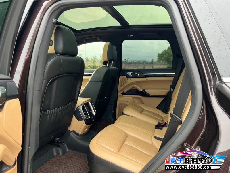 16年保时捷卡宴轿车抵押车出售