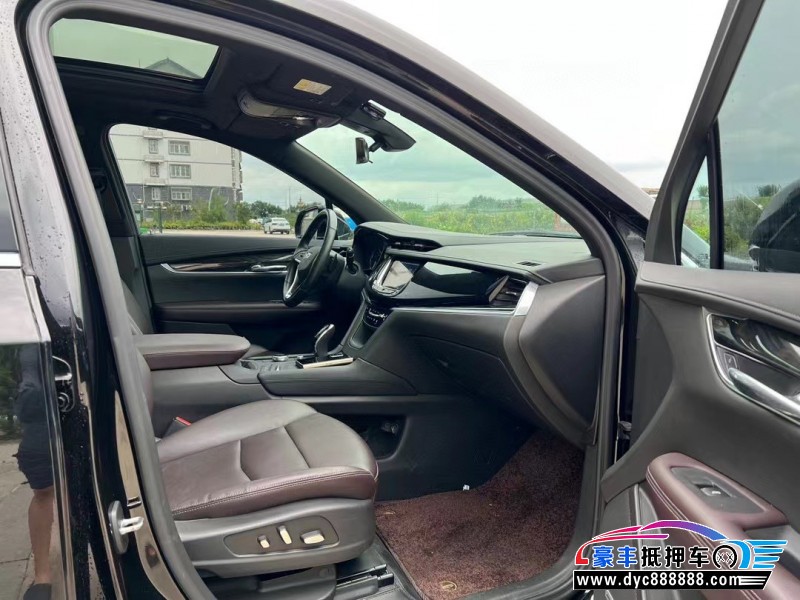 22年凯迪拉克xt6轿车抵押车出售