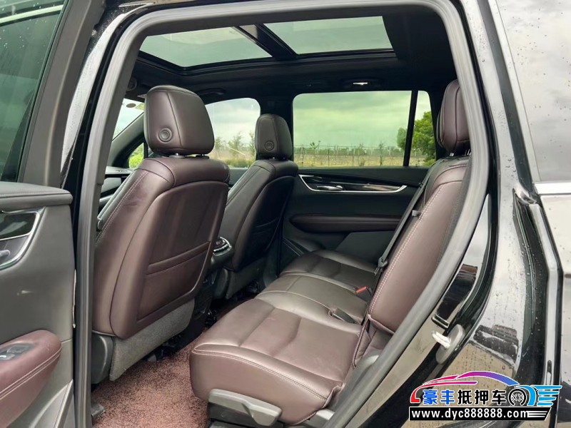 22年凯迪拉克xt6轿车抵押车出售