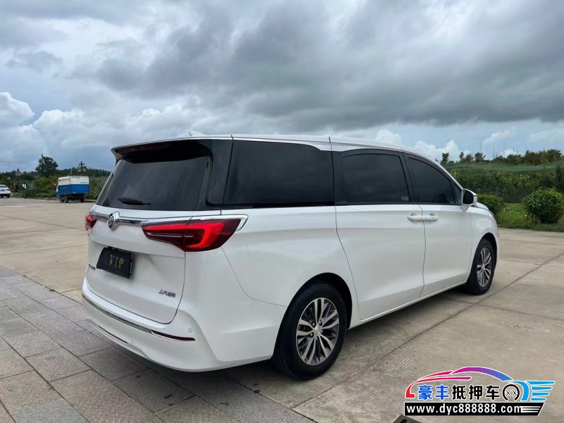 22年别克GL8轿车抵押车出售