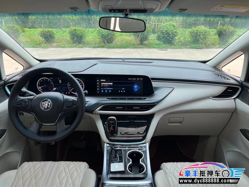 22年别克GL8轿车抵押车出售