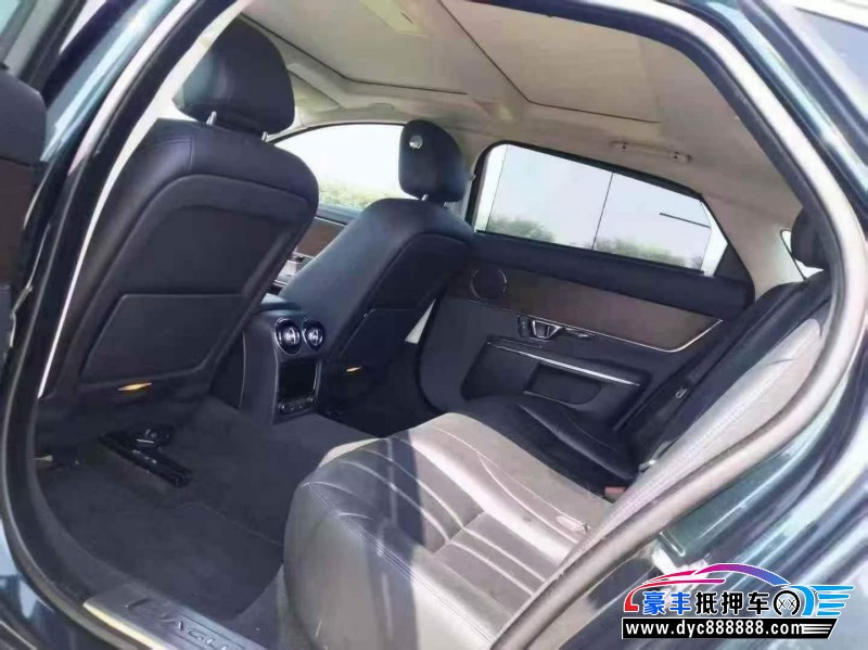 18年捷豹XJL轿车抵押车出售