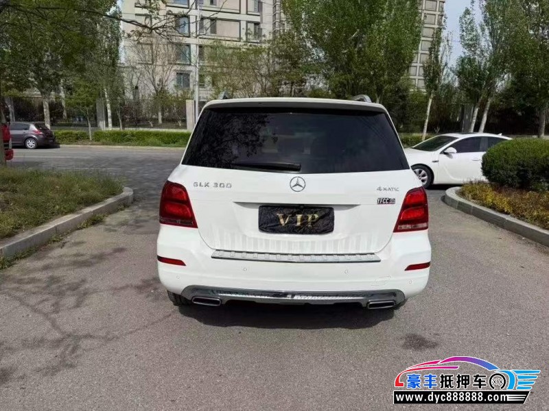 14年奔驰GLK轿车抵押车出售