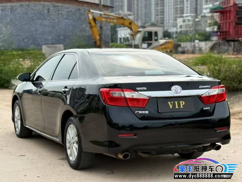 13年丰田凯美瑞轿车抵押车出售