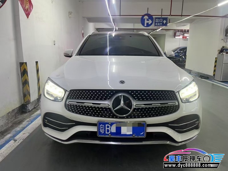 22年奔驰GLC轿车