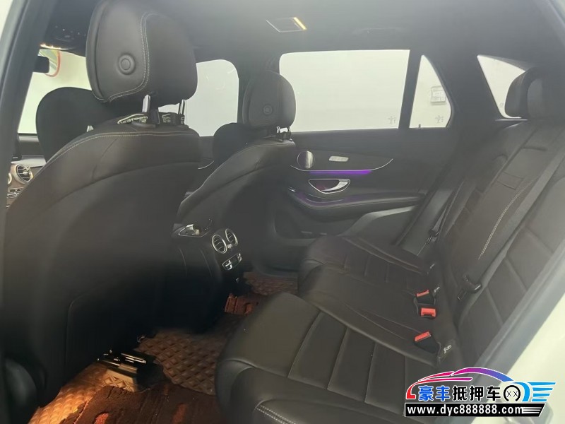 22年奔驰GLC轿车抵押车出售