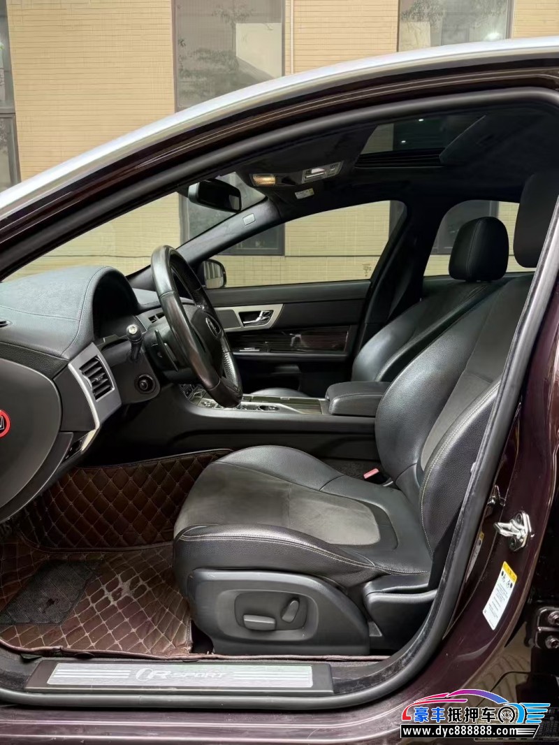 15年捷豹XF轿车抵押车出售