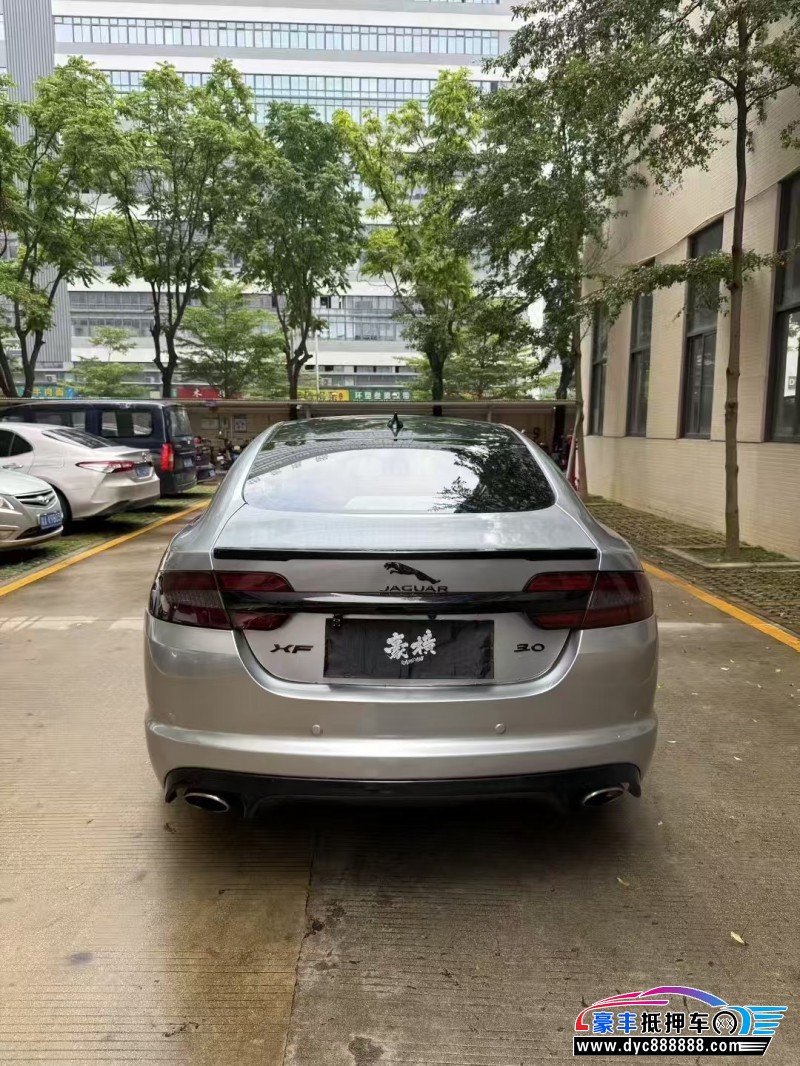 15年捷豹XF轿车抵押车出售