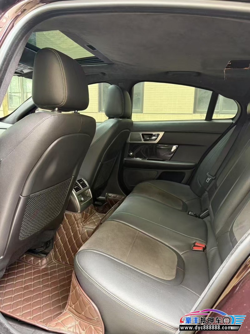 15年捷豹XF轿车抵押车出售