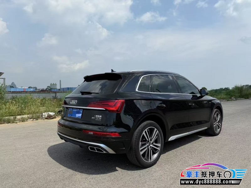 22年奥迪Q5轿车抵押车出售
