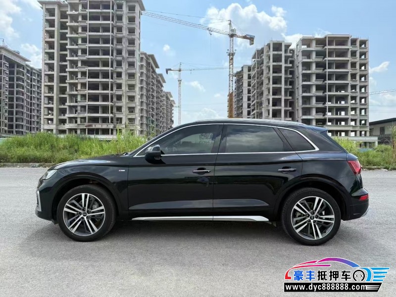 22年奥迪Q5轿车抵押车出售