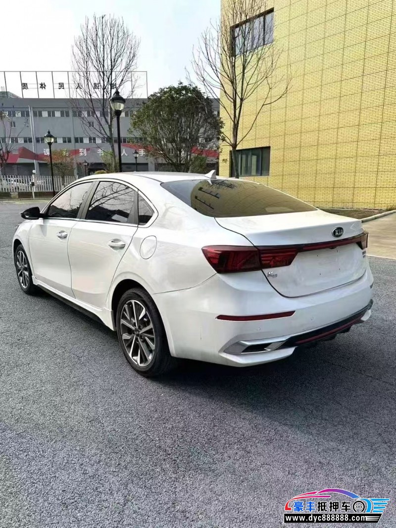 20年起亚K3轿车抵押车出售