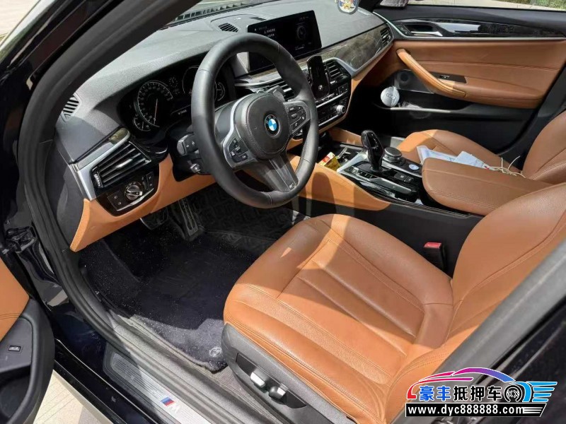 17年宝马5系轿车抵押车出售