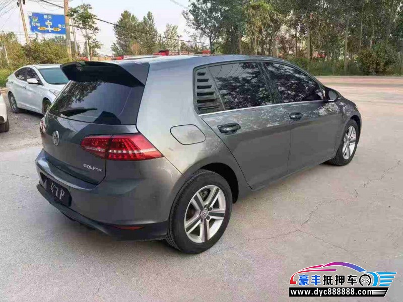 15年大众高尔夫轿车抵押车出售