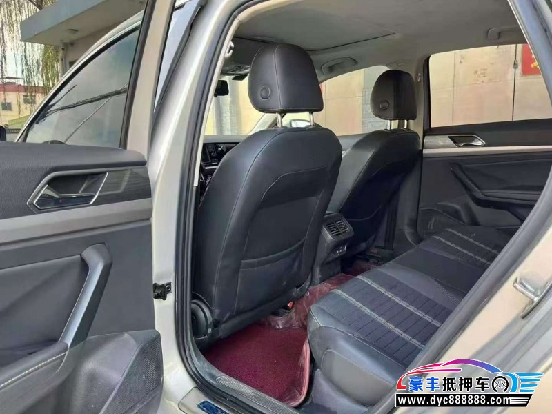 20年大众朗逸轿车抵押车出售